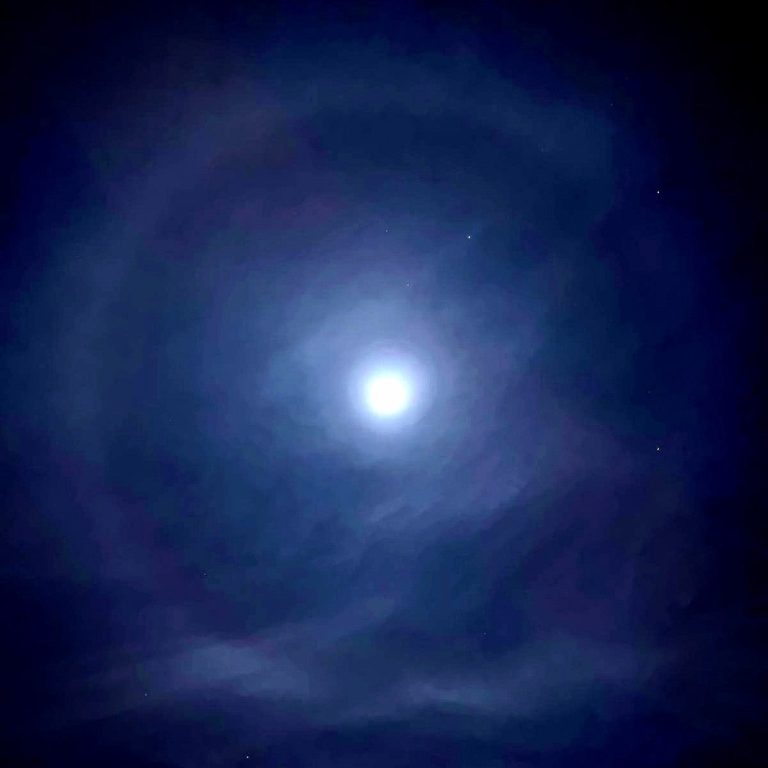 full moon vibes